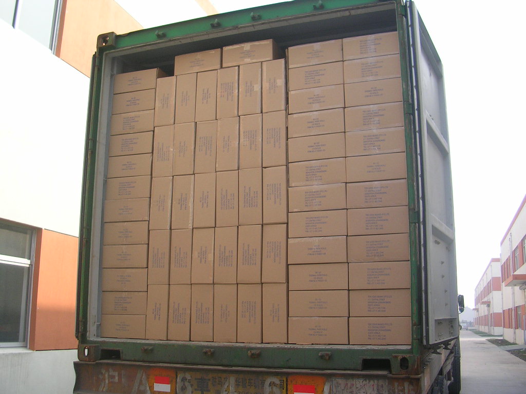 Boxes Floor Loaded in Container